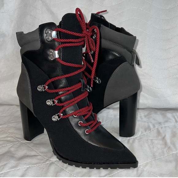 Steve Madden Lace Up Boots Size 8 NWT - Picture 8 of 11